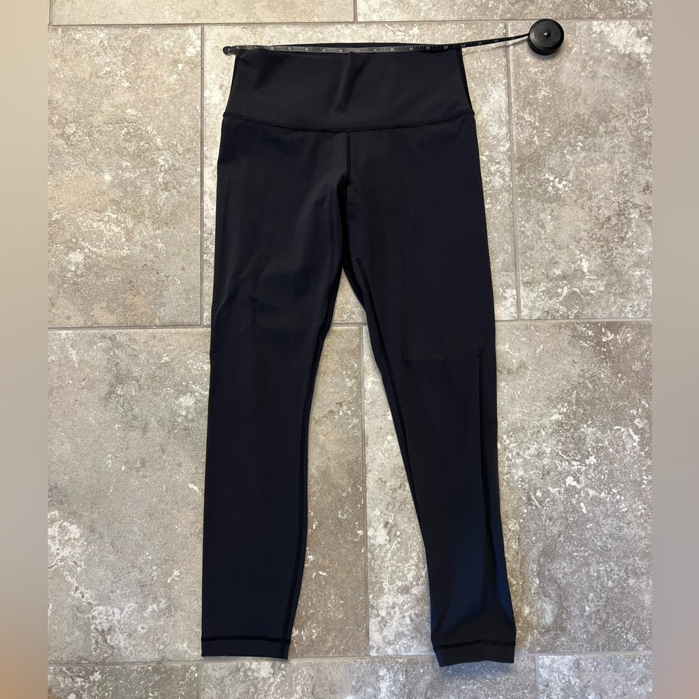 Lululemon Black 26” Waist (Size 6) Leggings